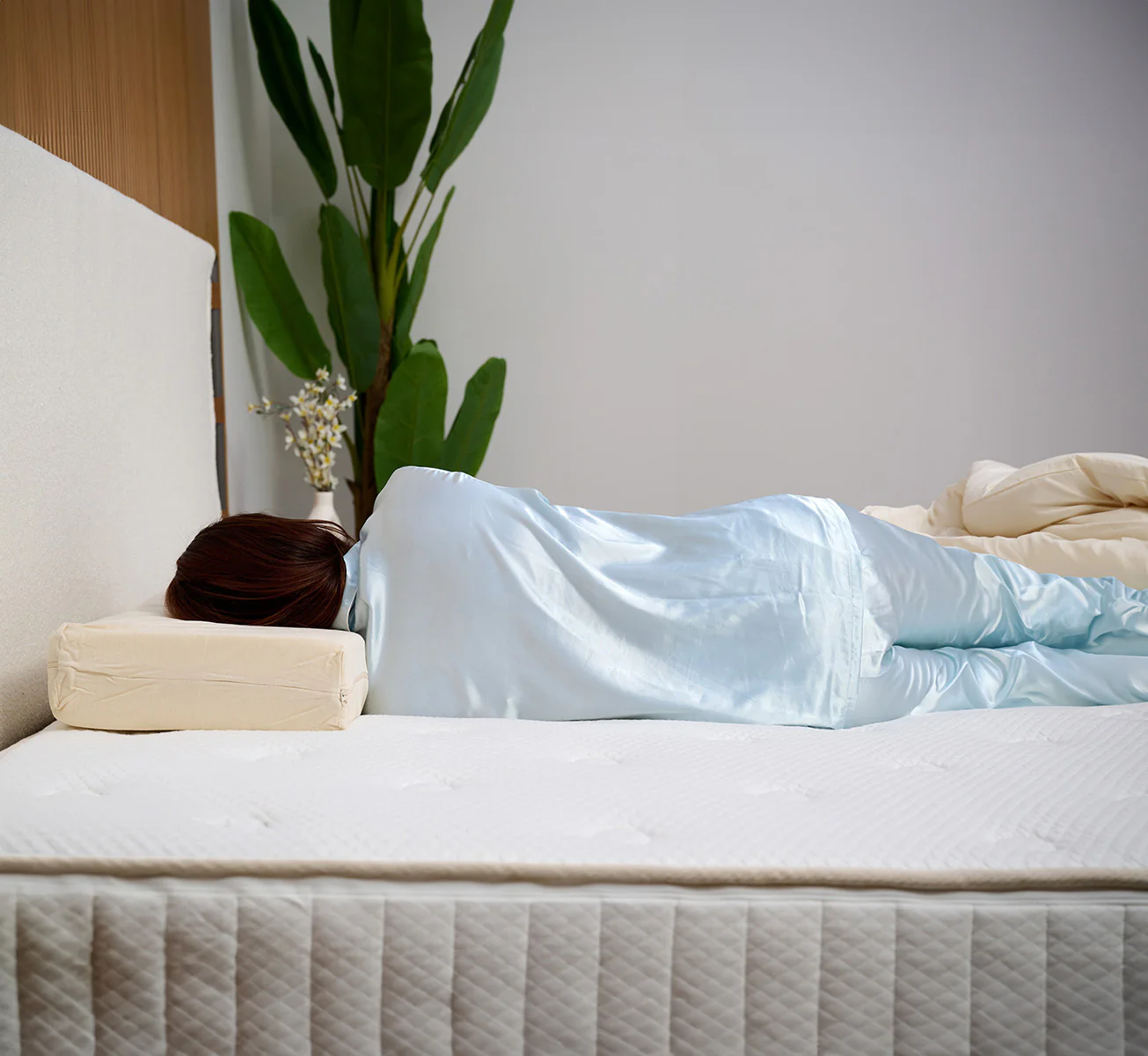 Cuboid Side Sleeper Pillow - Image 3