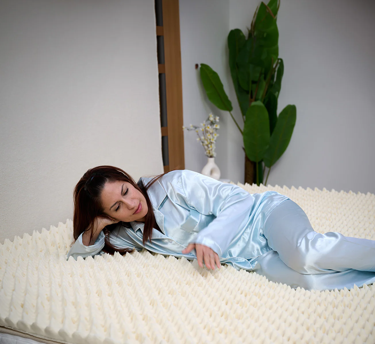 Egg Crate Mattress Topper - Image 5